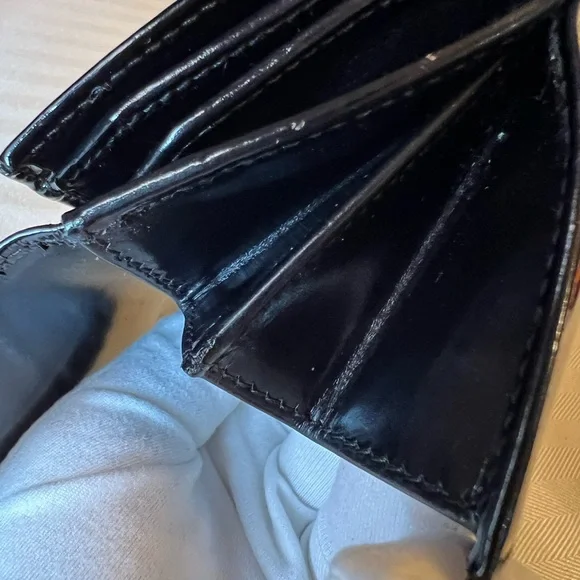 GUCCI Bamboo Compact Patent Leather Small Wallet